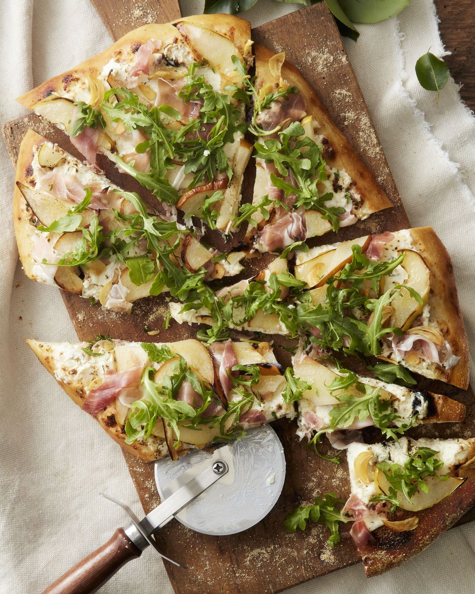 Pear, Prosciutto, and Goat Cheese Pizza